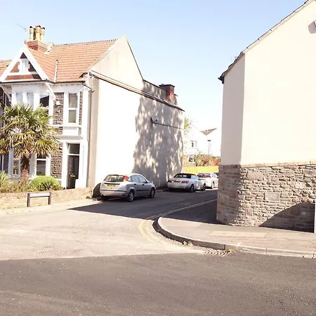 Filton Guest House 4* Filton