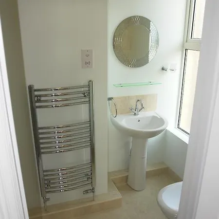 Filton Guest House